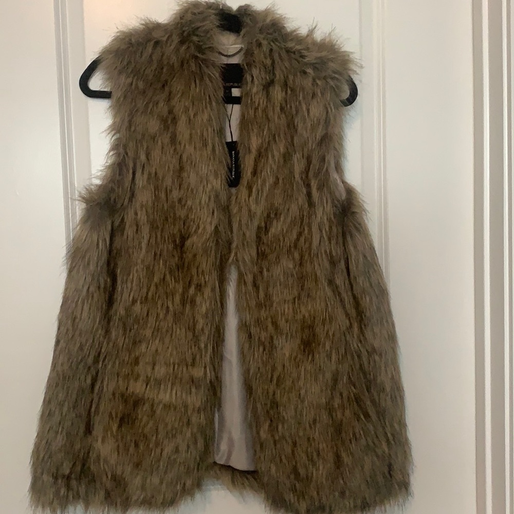 Banana Republic NWT Fur Vest